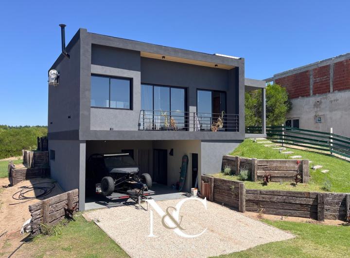 Casa en venta en Costa Esmeralda, a estrenar en entorno tranquilo 2