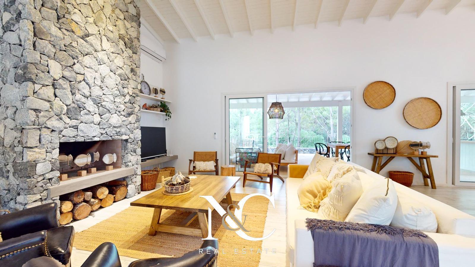 Casa en Venta en Costa Esmeralda, cerca del mar