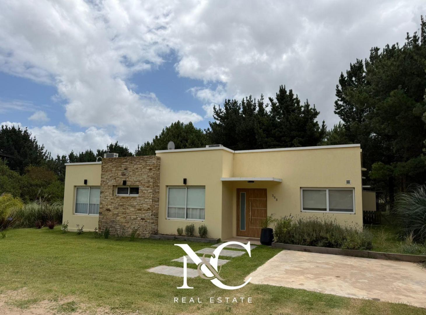 Casa en alquiler en Costa esmeralda