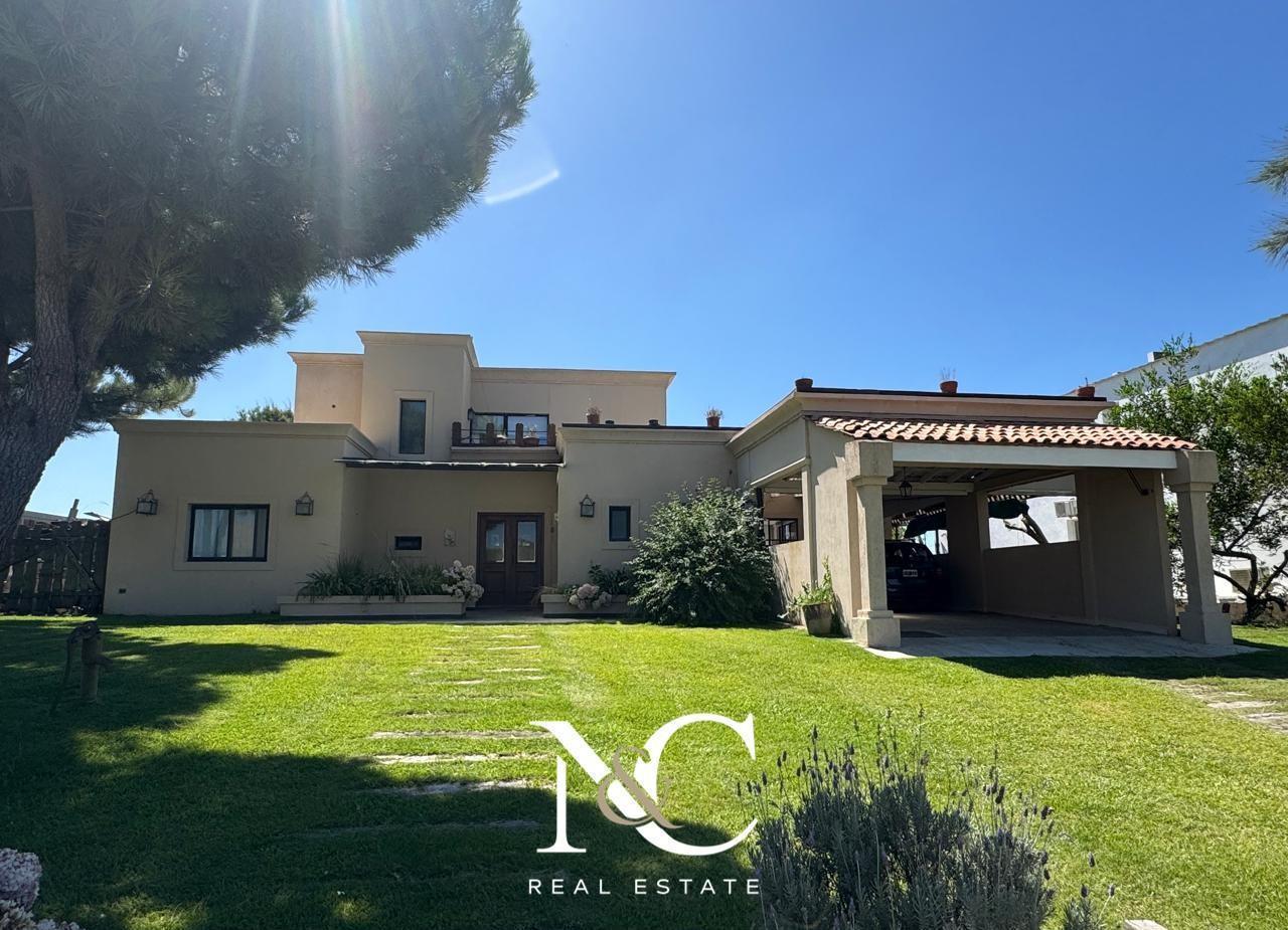 Casa en venta en Costa Esmeralda Con Gas natural