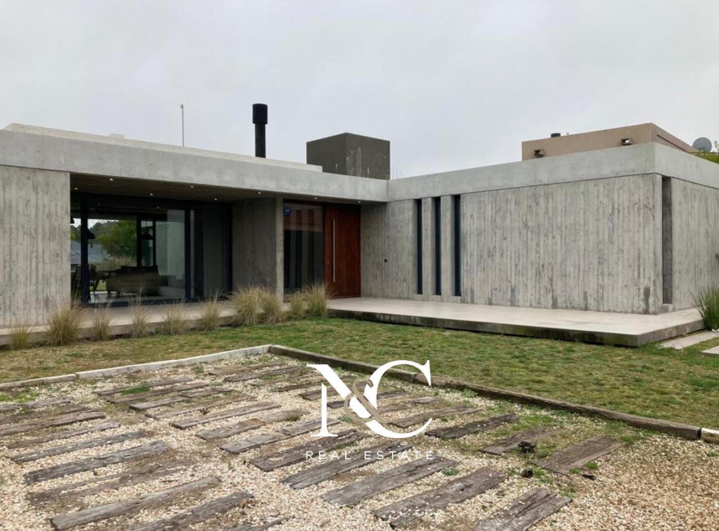 Casa en venta en Costa Esmeralda en Residencial II