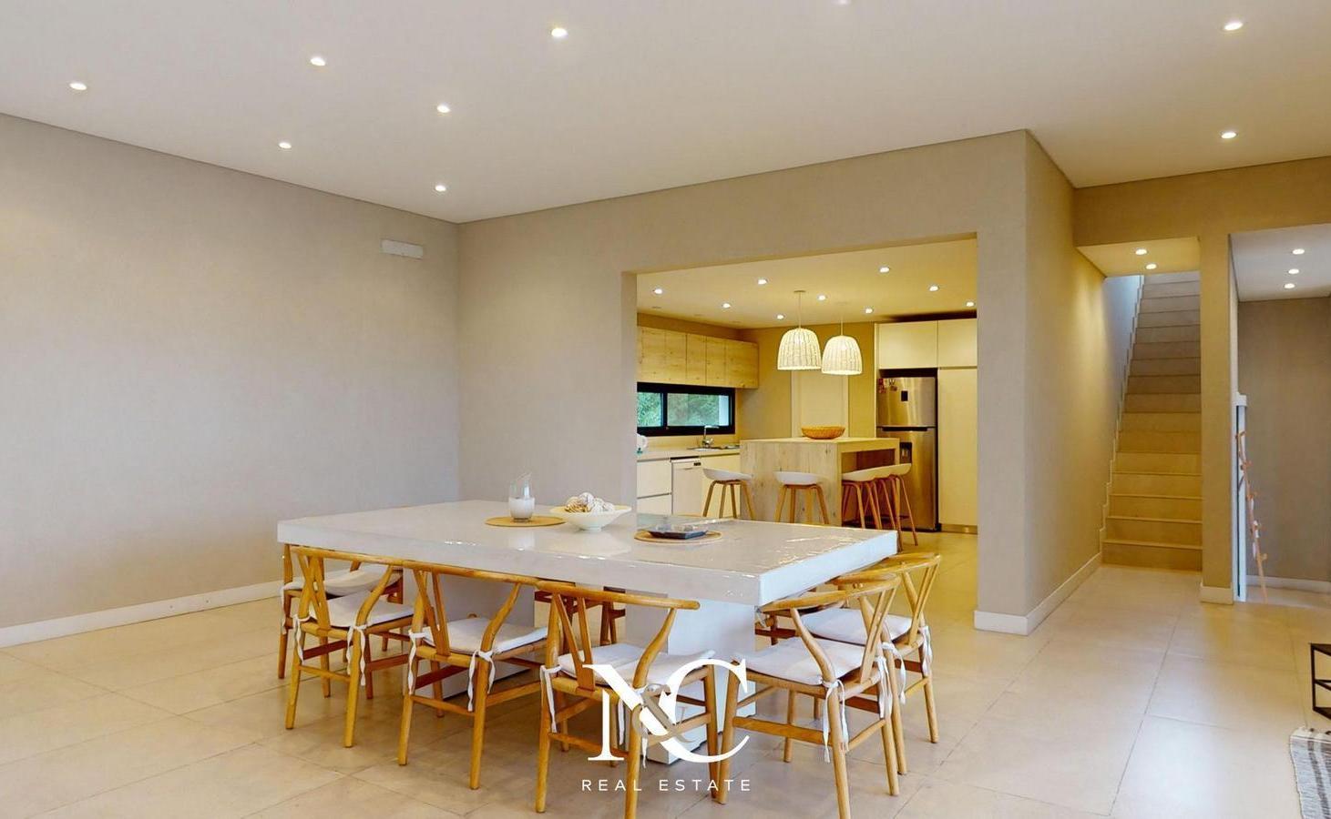 Foto de Casa en venta en Costa Esmeralda gas natural 4 dormis mas playroom, imagen 5
