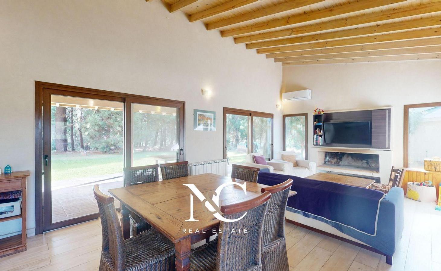 Foto de Casa en Venta En Costa Esmeralda con fondo libre arbolado, imagen 4