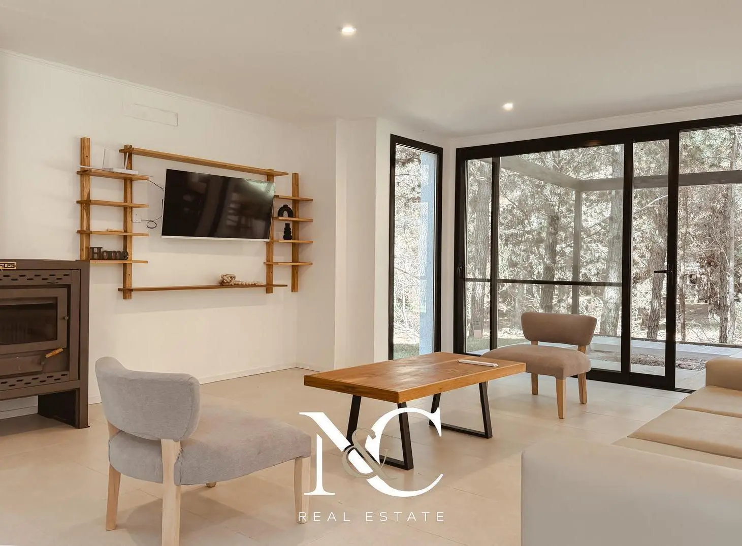 Casa en venta en Costa Esmeralda fondo arbolado 4 suites 2