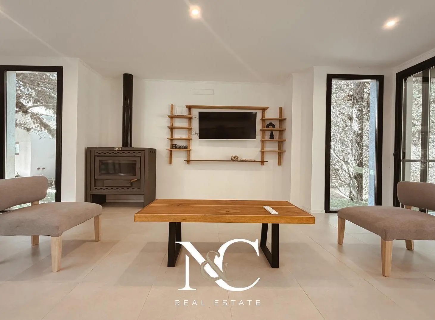 Casa en venta en Costa Esmeralda fondo arbolado 4 suites 5