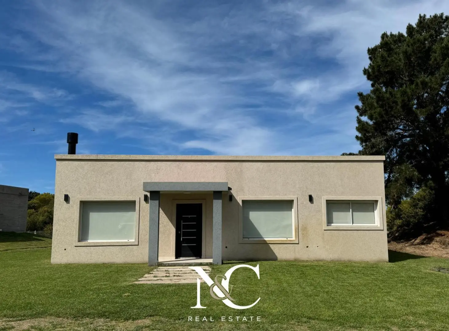 Casa en Venta en Costa Esmeralda 4 amb fondo libre 2