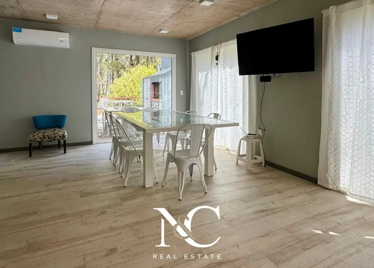 Casa en  venta en Costa Esmeralda con gas natural 2