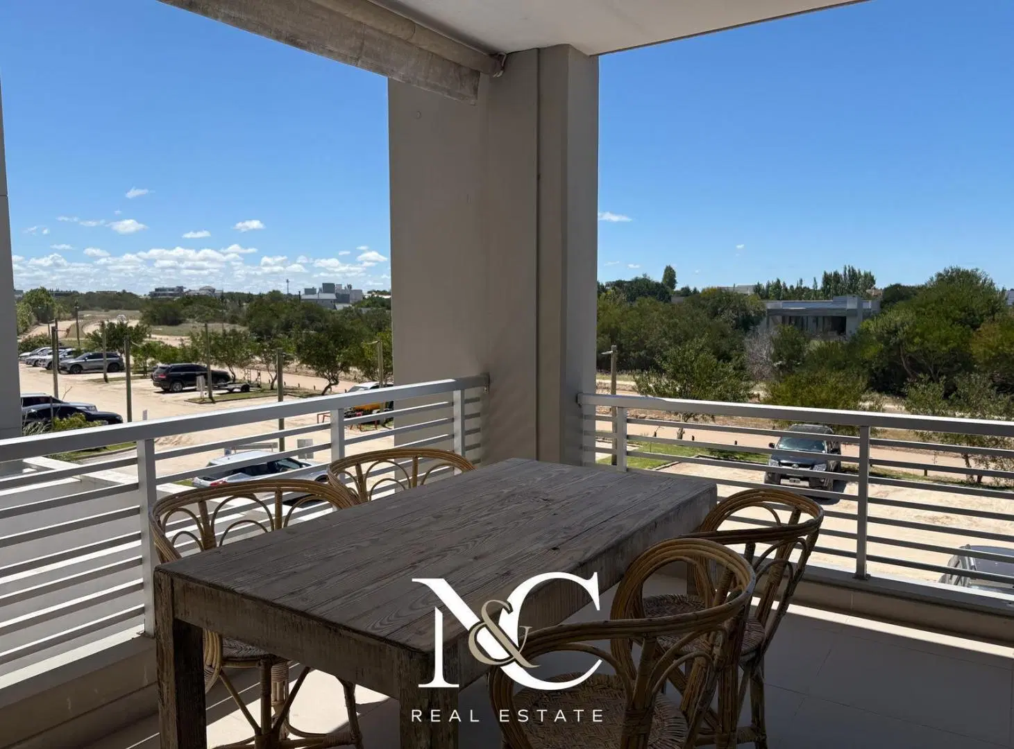 Departamento en venta en Costa Esmeralda con vista abierta 5