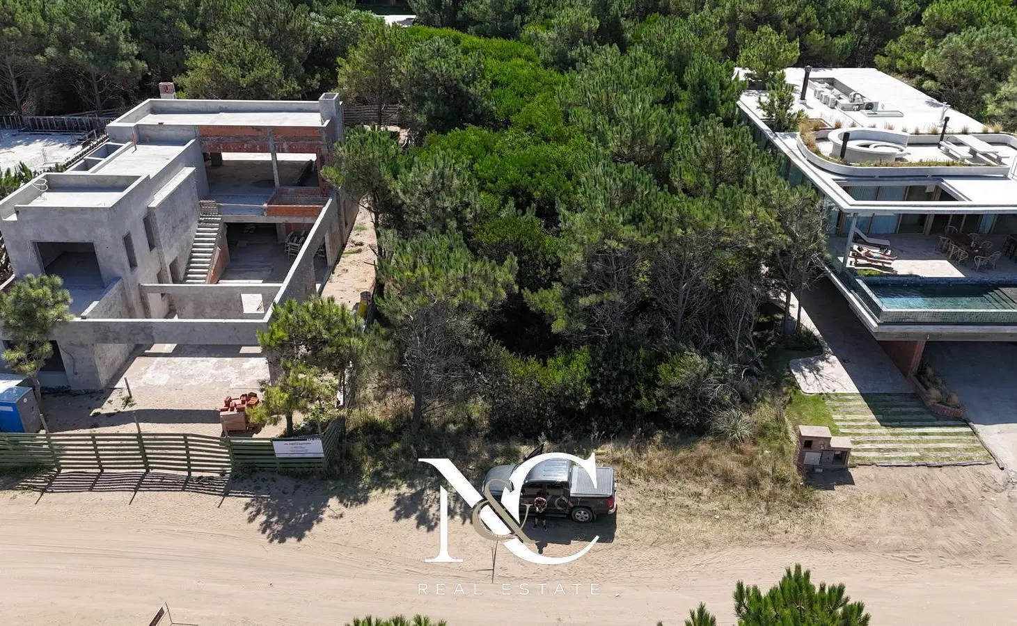 Lote en venta en Costa Esmeralda, segunda línea de mar 2