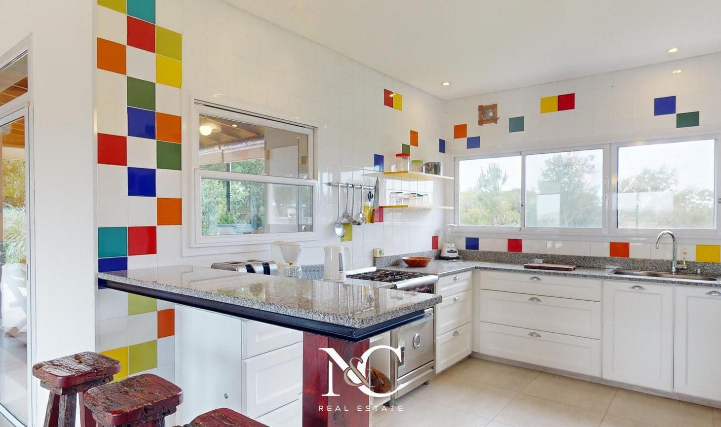 Foto de Casa en venta en Costa Esmeralda con gas natural, imagen 3