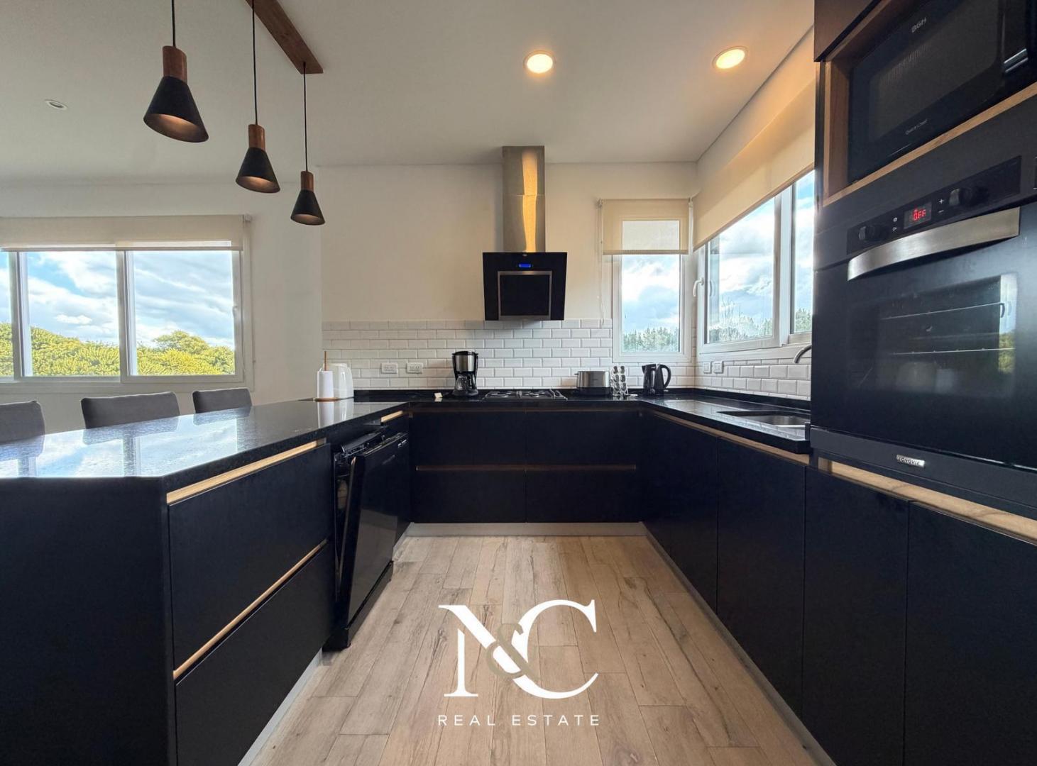 Foto de Casa en Venta en Costa Esmeralda 5 dormitorios, imagen 5