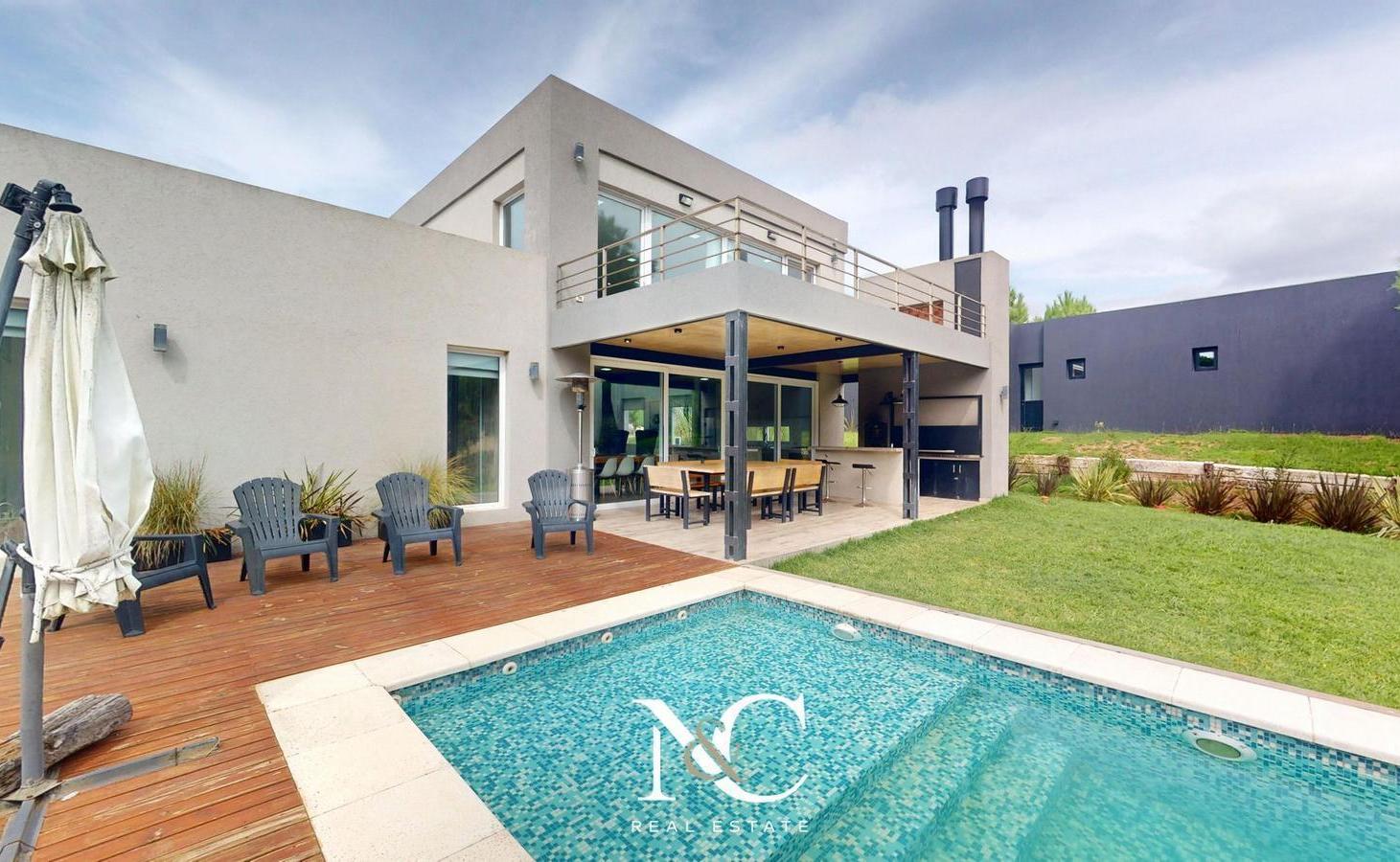 Foto de Casa en Venta en Costa Esmeralda, imagen 1