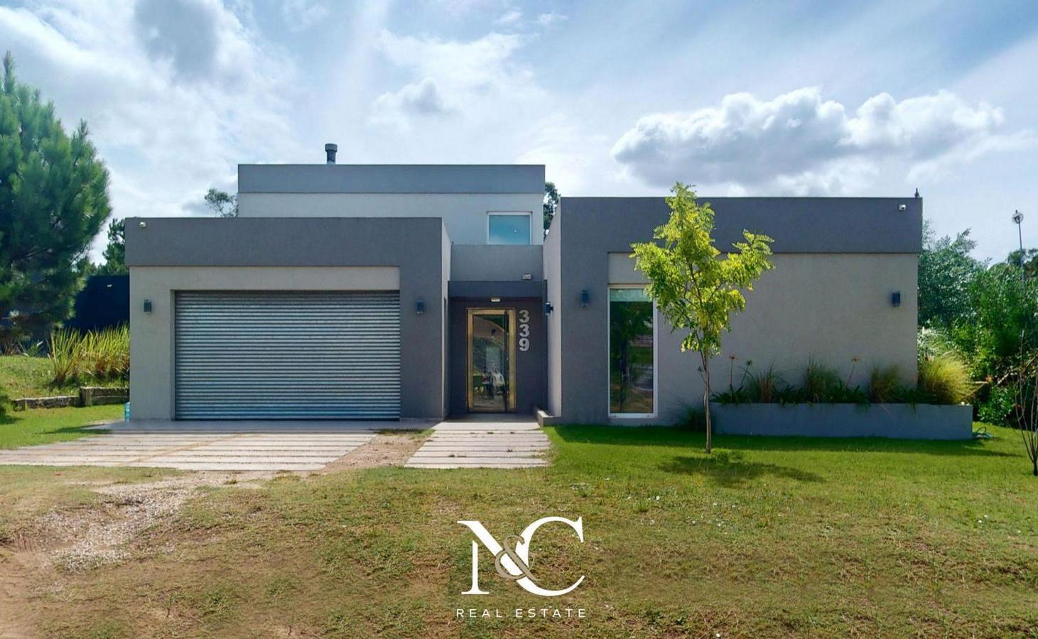 Foto de Casa en Venta en Costa Esmeralda, imagen 2