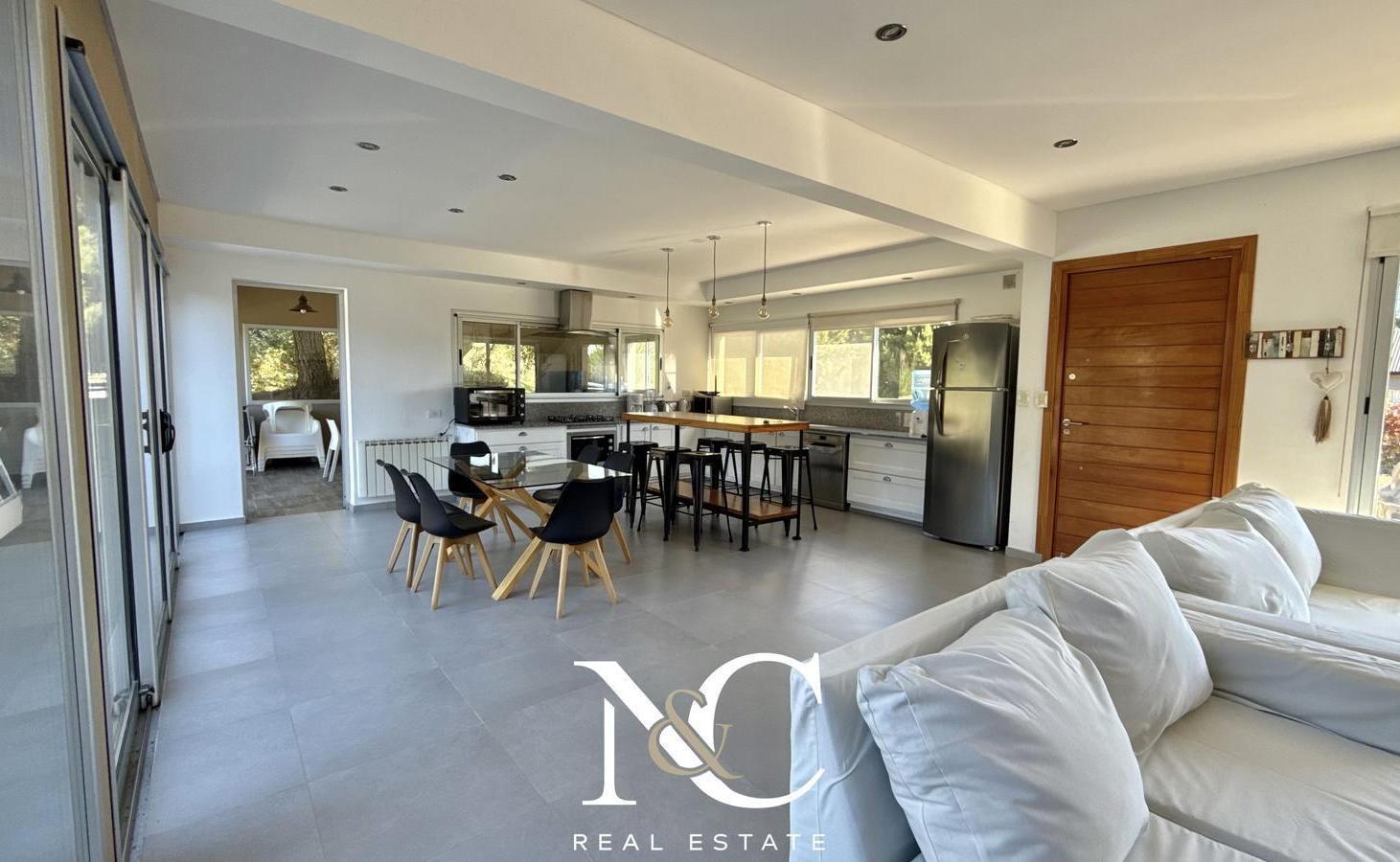 Foto de Casa en alquiler en Costa Esmeralda para 8 personas con pileta, imagen 3