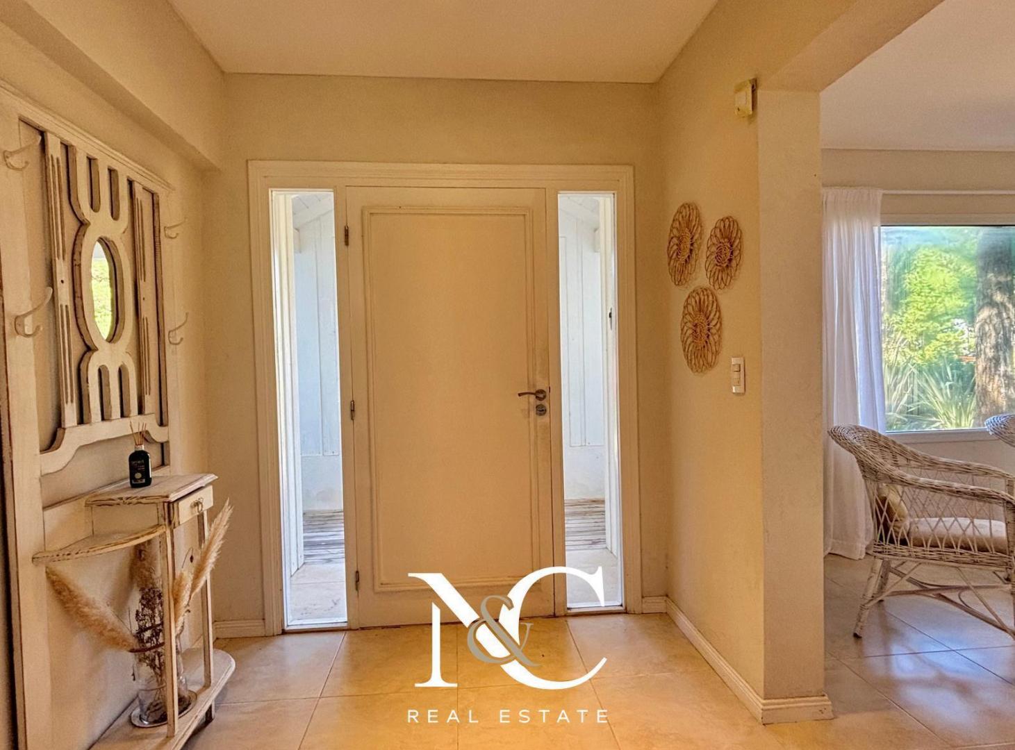 Foto de Casa en venta de 6 ambientes en Costa Esmeralda, imagen 3
