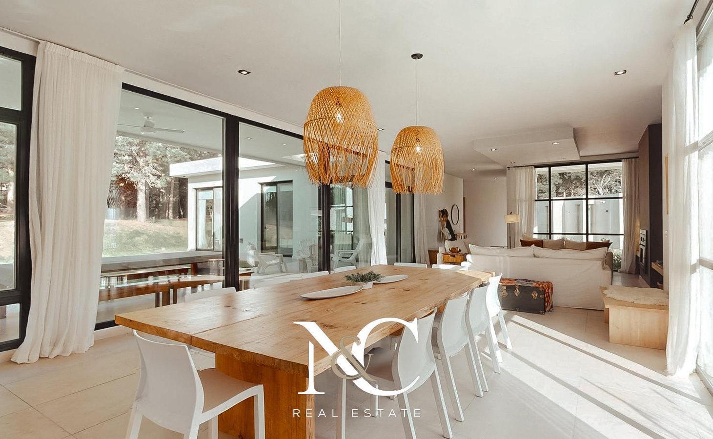 Foto de Casa en venta en Costa Esmeralda Fondo libre al bosque con pinos y cul, imagen 2