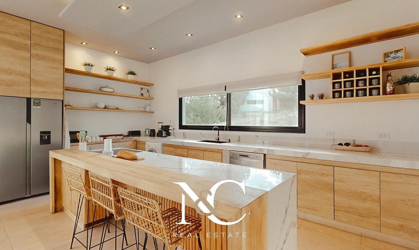 Foto de Casa en venta en Costa Esmeralda Fondo libre al bosque con pinos y cul, imagen 3