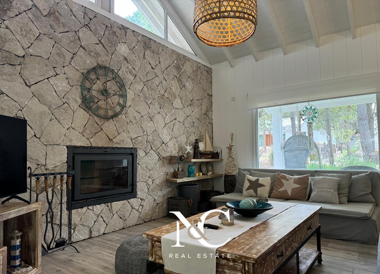 Foto de Casa en venta en Costa Esmeralda a metros del mar, imagen 4