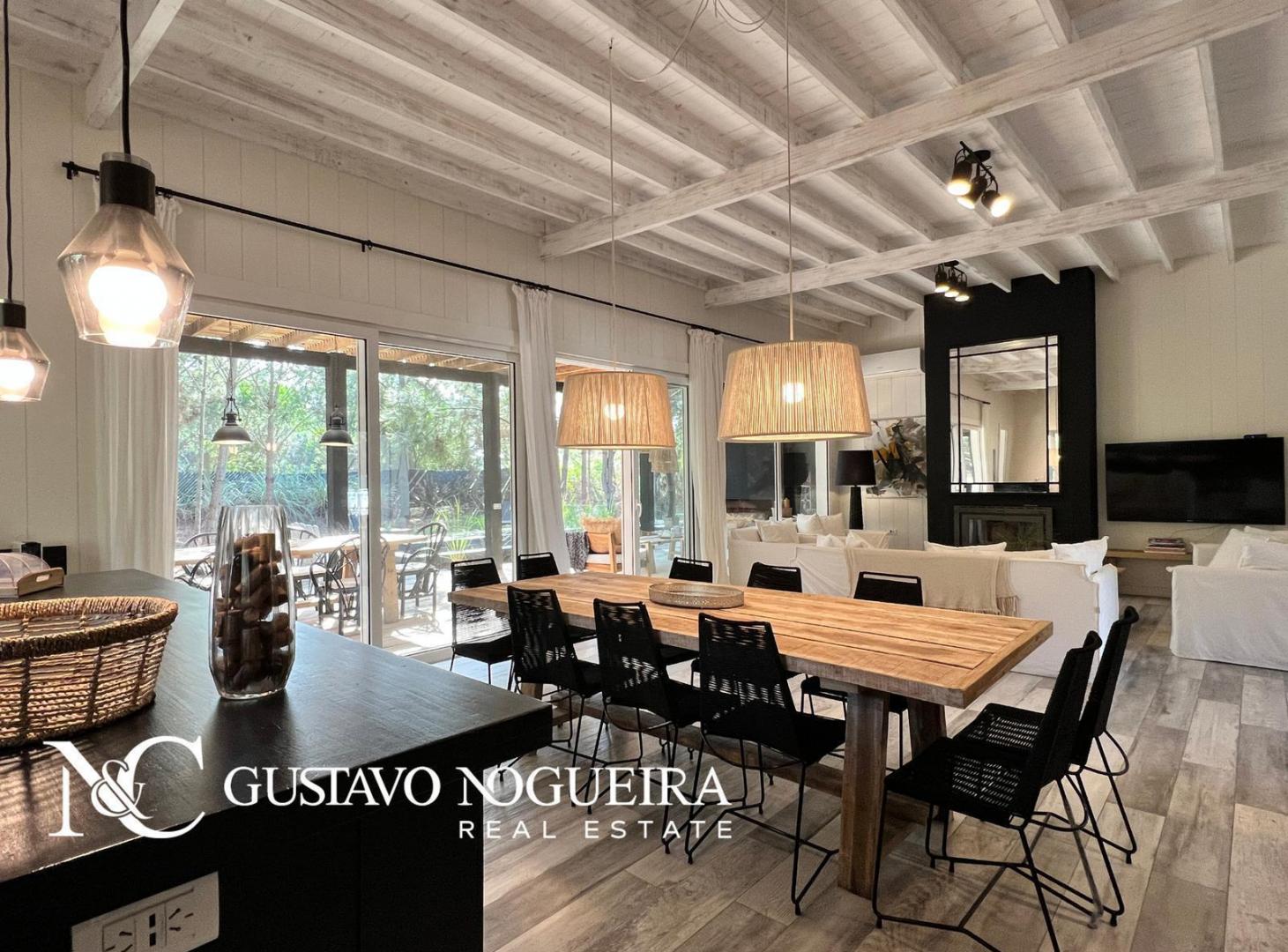 Casa en venta en Costa Esmeralda a pasos de la playa