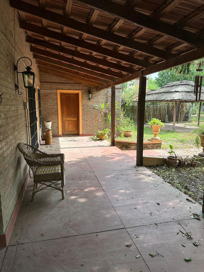 Casa de 3 Dorm, Galeria en L, Pileta, Terreno 1000 m² - Villa California 1