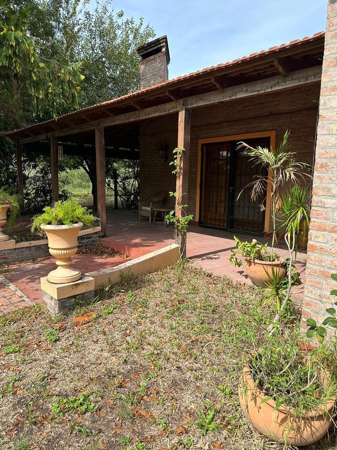 Casa de 3 Dorm, Galeria en L, Pileta, Terreno 1000 m² - Villa California 2