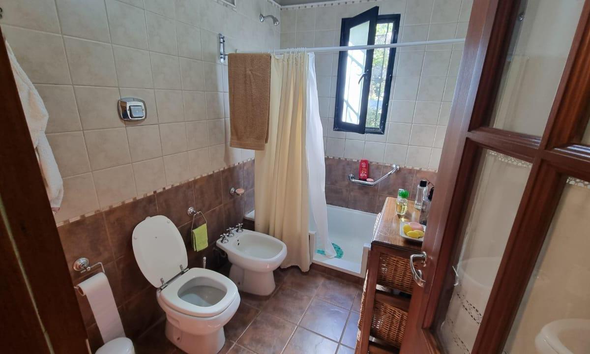 Venta!casa de 4 Dorm en Muy Buen Estado, Galería, Pileta - Villa California/100 m de Ruta 3