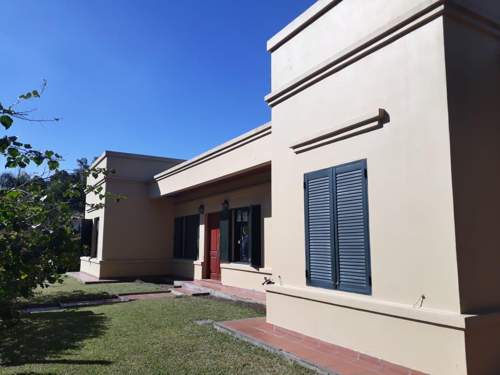 Venta!casa de 4 Dorm en Muy Buen Estado, Galería, Pileta - Villa California/100 m de Ruta 2