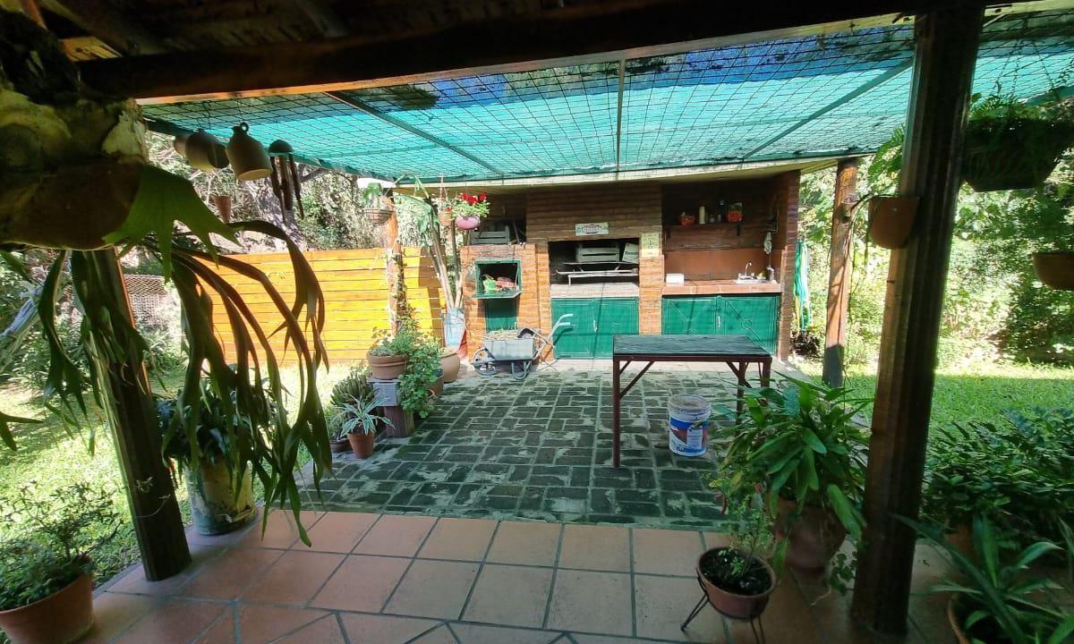 Venta!casa de 4 Dorm en Muy Buen Estado, Galería, Pileta - Villa California/100 m de Ruta 2