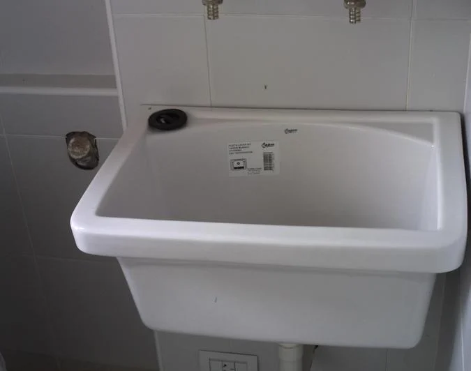 Royo Inmobiliaria Alquila departamento por escalera ideal Ciencias Económicas 3