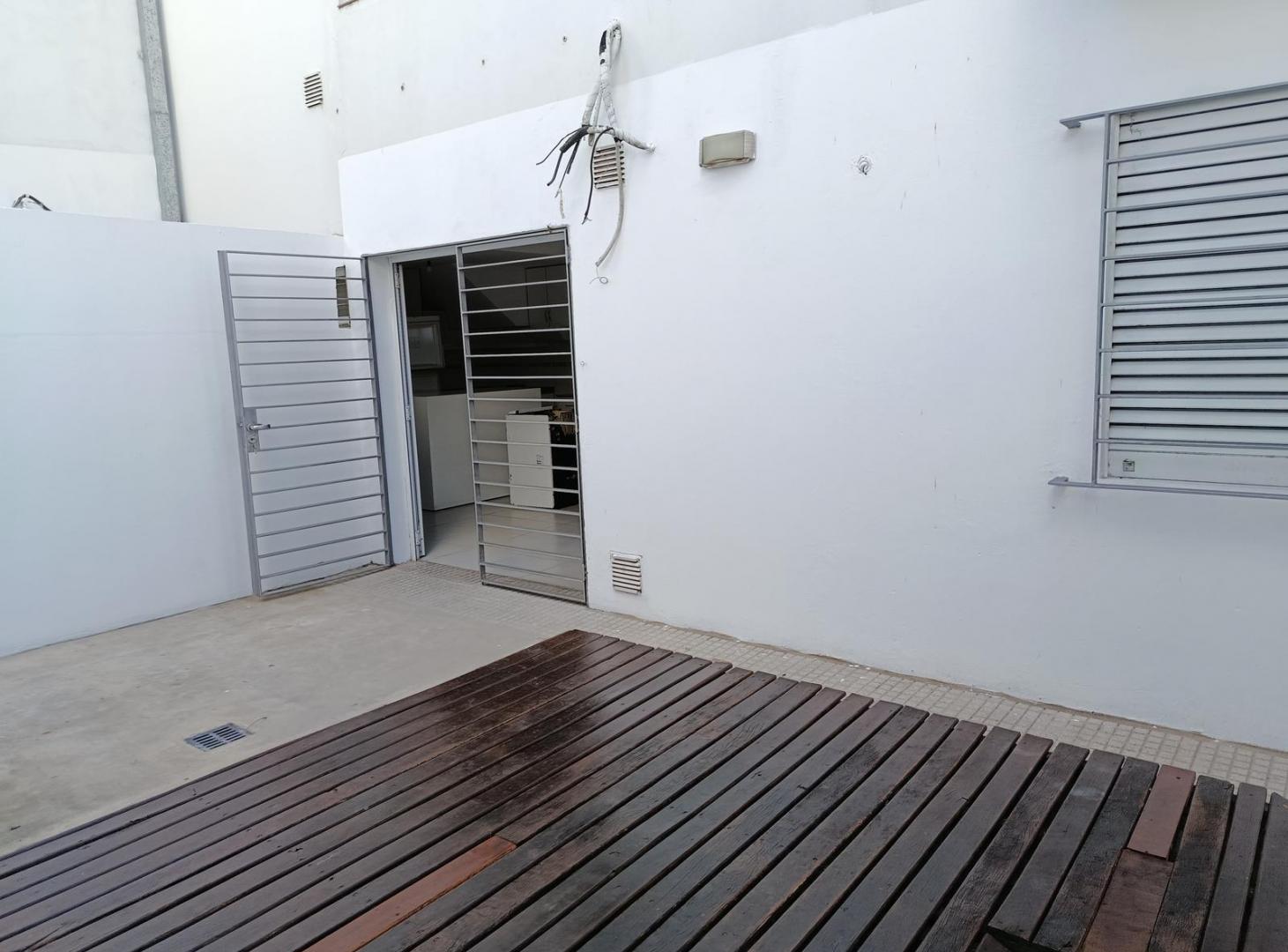 Foto de Royo Inmobiliaria alquila planta baja un dormitorio en Candioti Sur, imagen 2