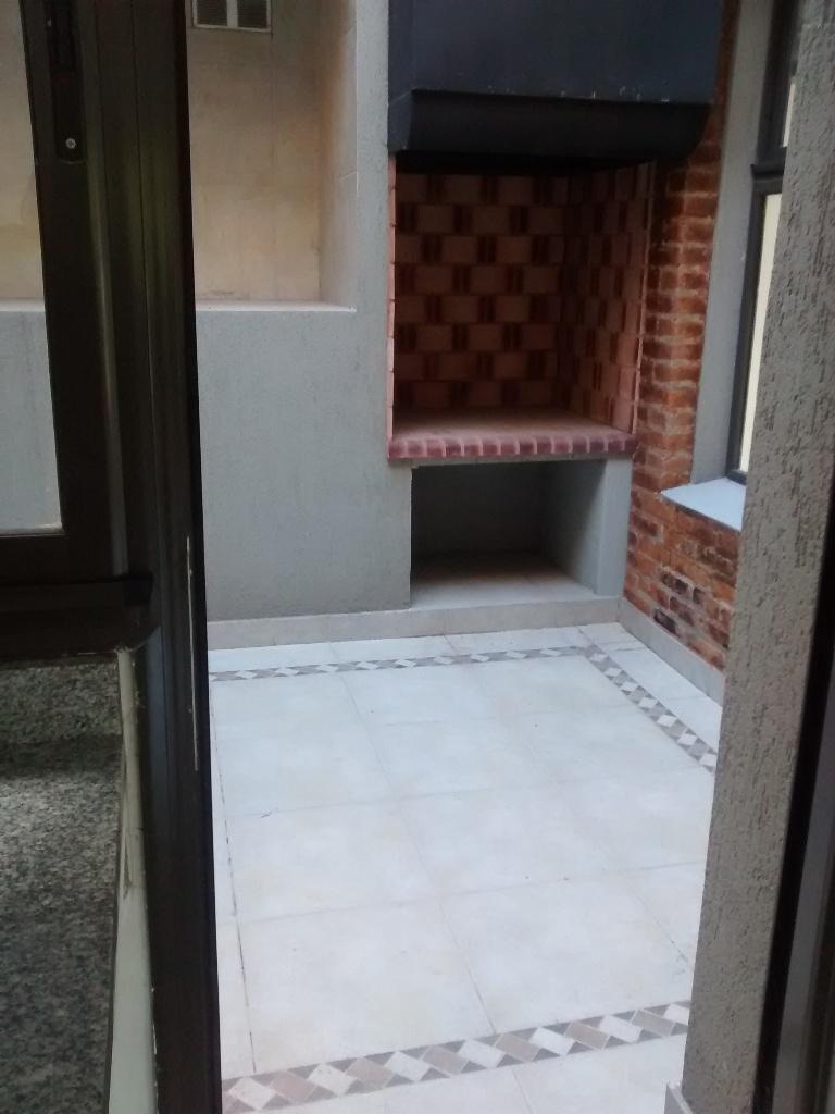 Foto de Royo Inmobiliaria alquila hermosa casa en dos plantas de cuatro, imagen 2