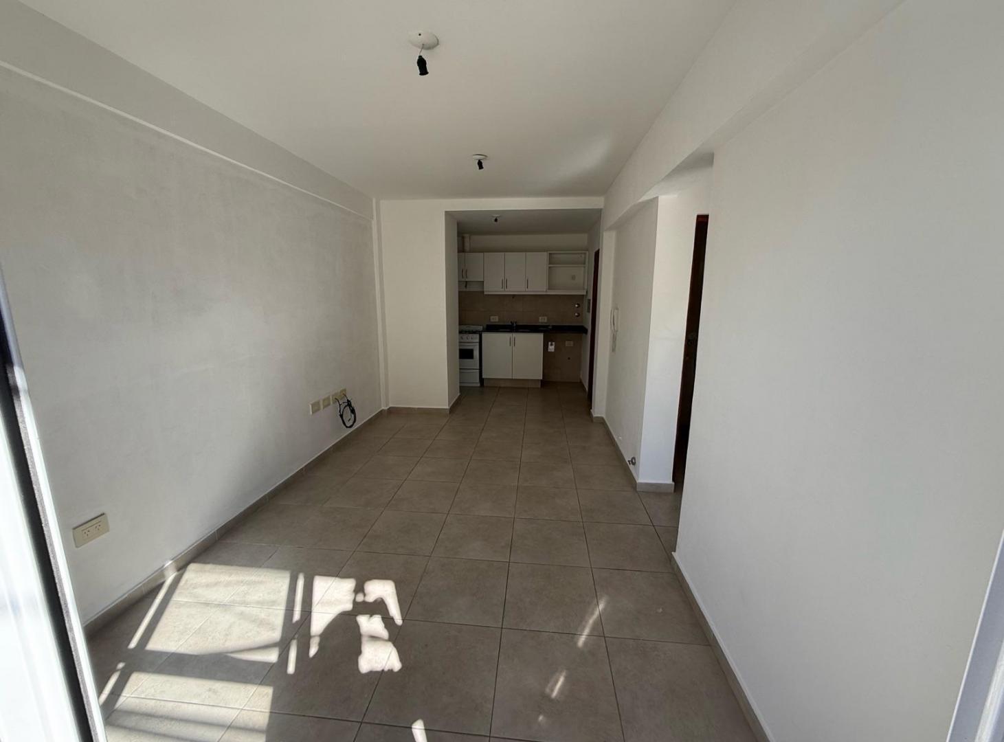 Foto de Royo Inmobiliaria vende depto 1 dorm con balcon en candioti Sur, imagen 4