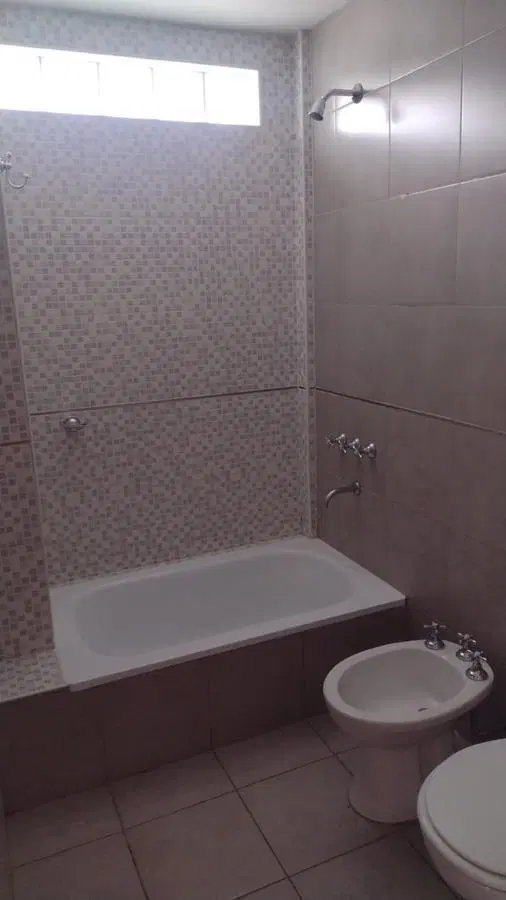 Royo Inmobiliaria alquila monoambiente en Barrio Candioti Sur imperdible!!! 2
