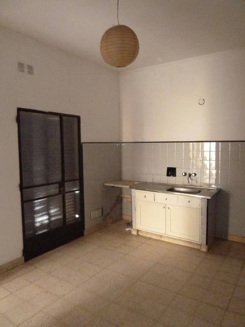 Foto de Royo Inmobiliaria alquila interno a 100 mts. de Bv Pellegrini., imagen 1