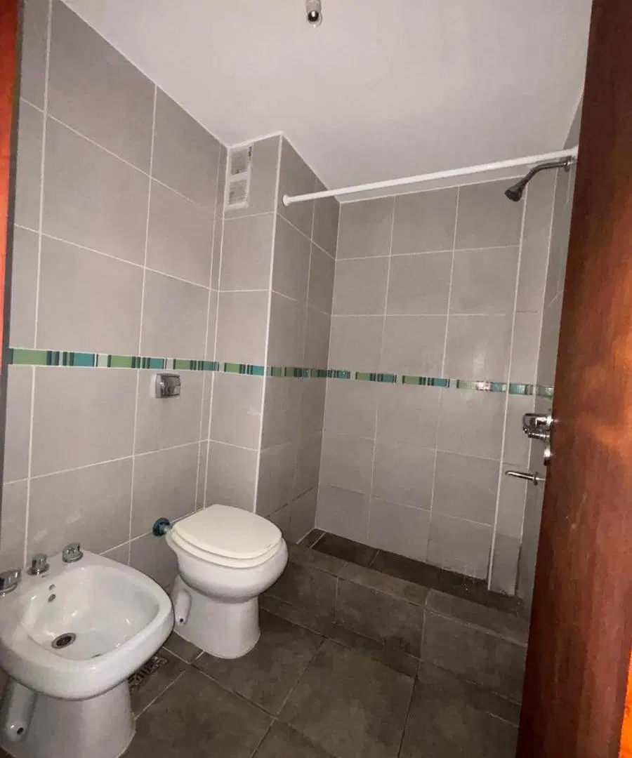 Departamento de un dormitorio ideal est. de ed. física con balcón. 5