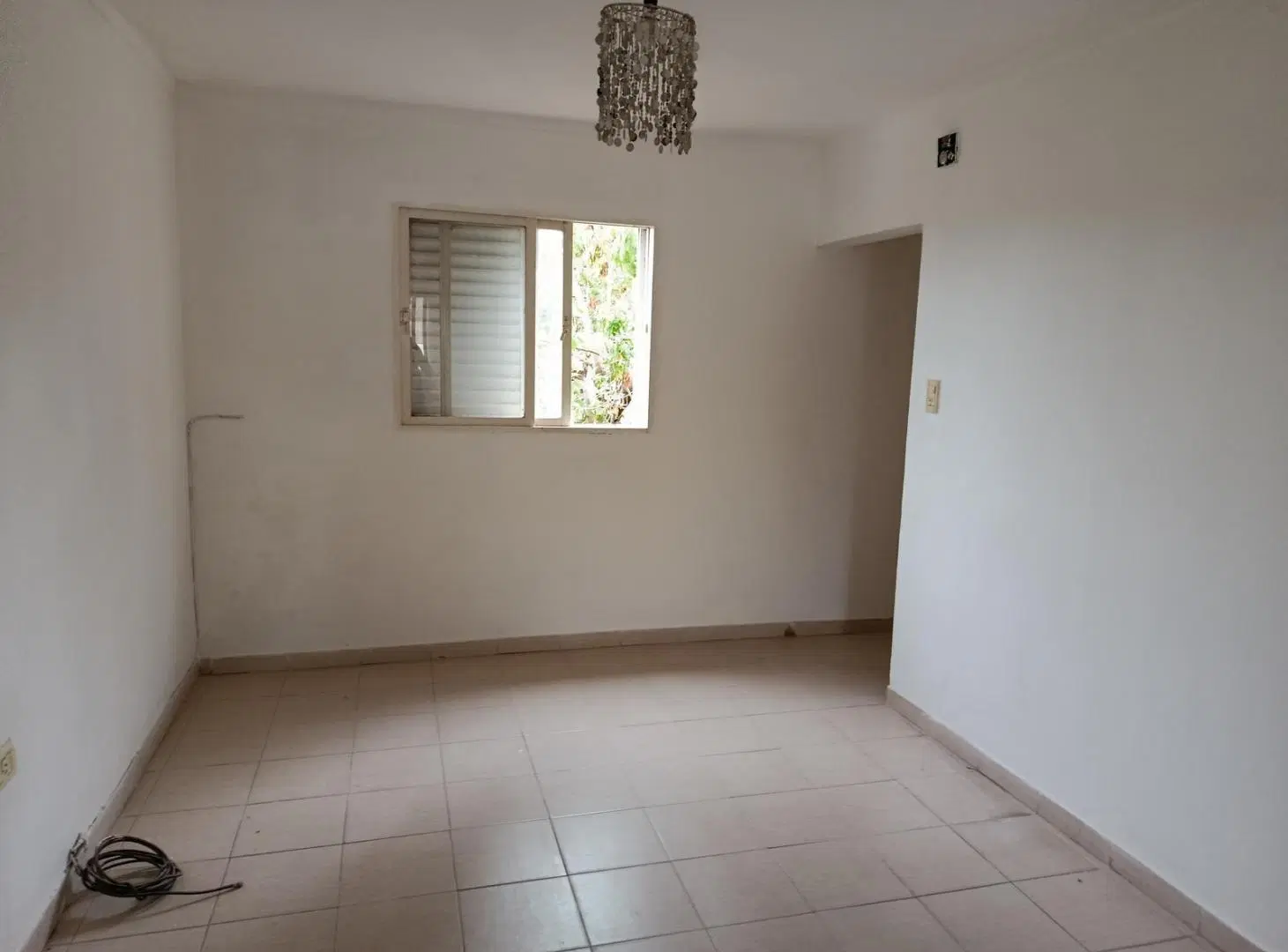 Royo Inmobiliaria alquila departamento en P.A de dos dormitorios zona Blas Parera 3