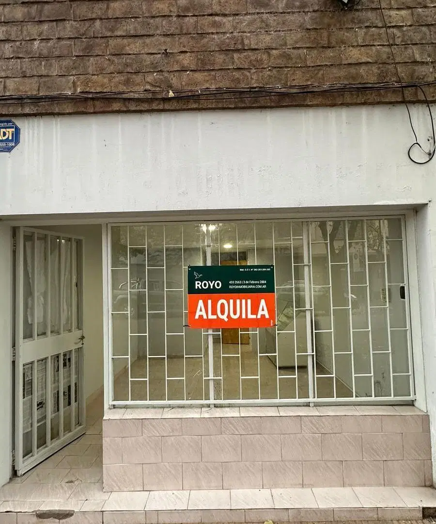 Royo Inmobiliaria alquila local para kiosko, peluquería o similar 5