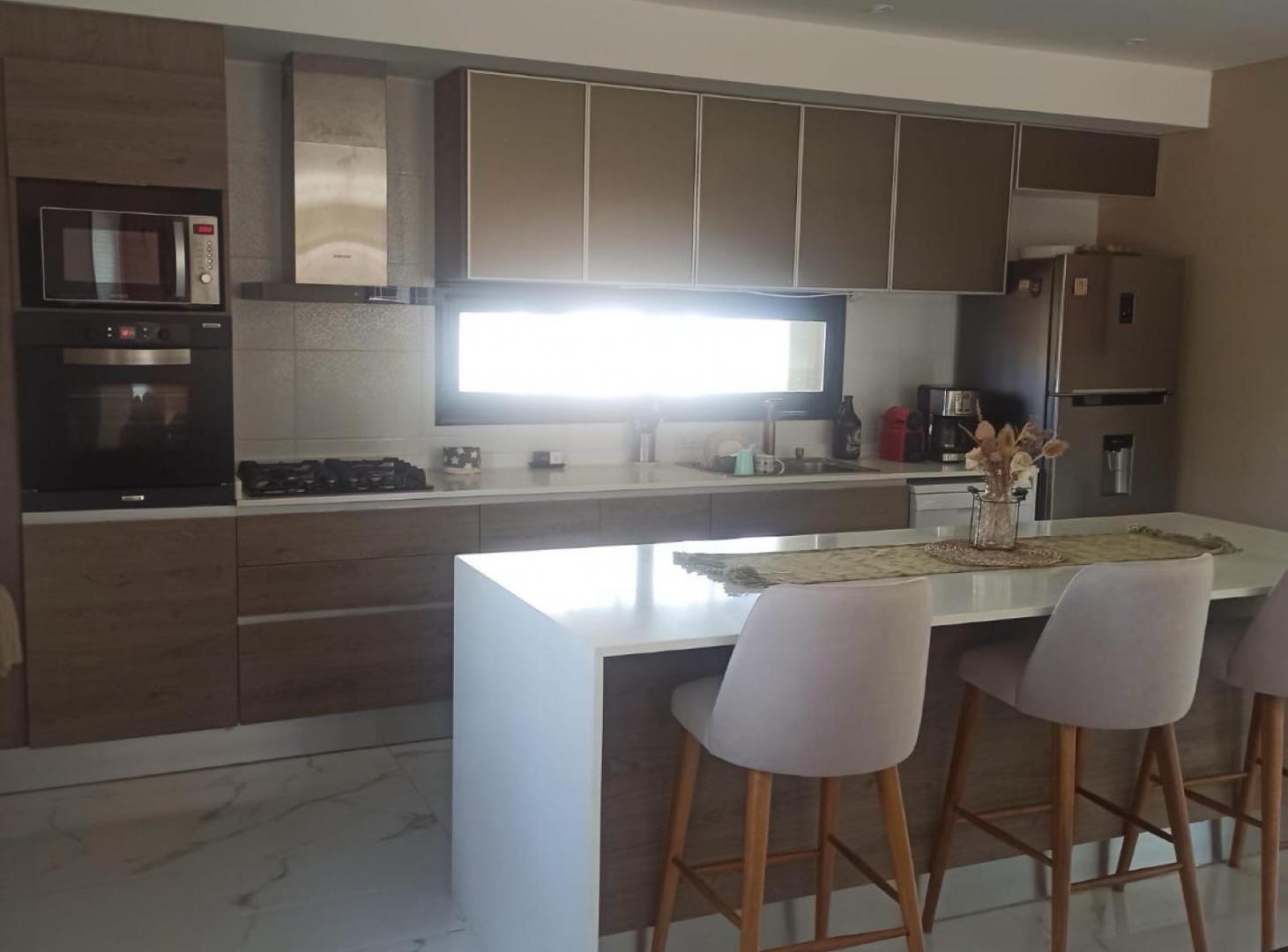 Foto de Casa de categoría en venta ubicada en El Pinar Country Club de 3 dorm, imagen 3