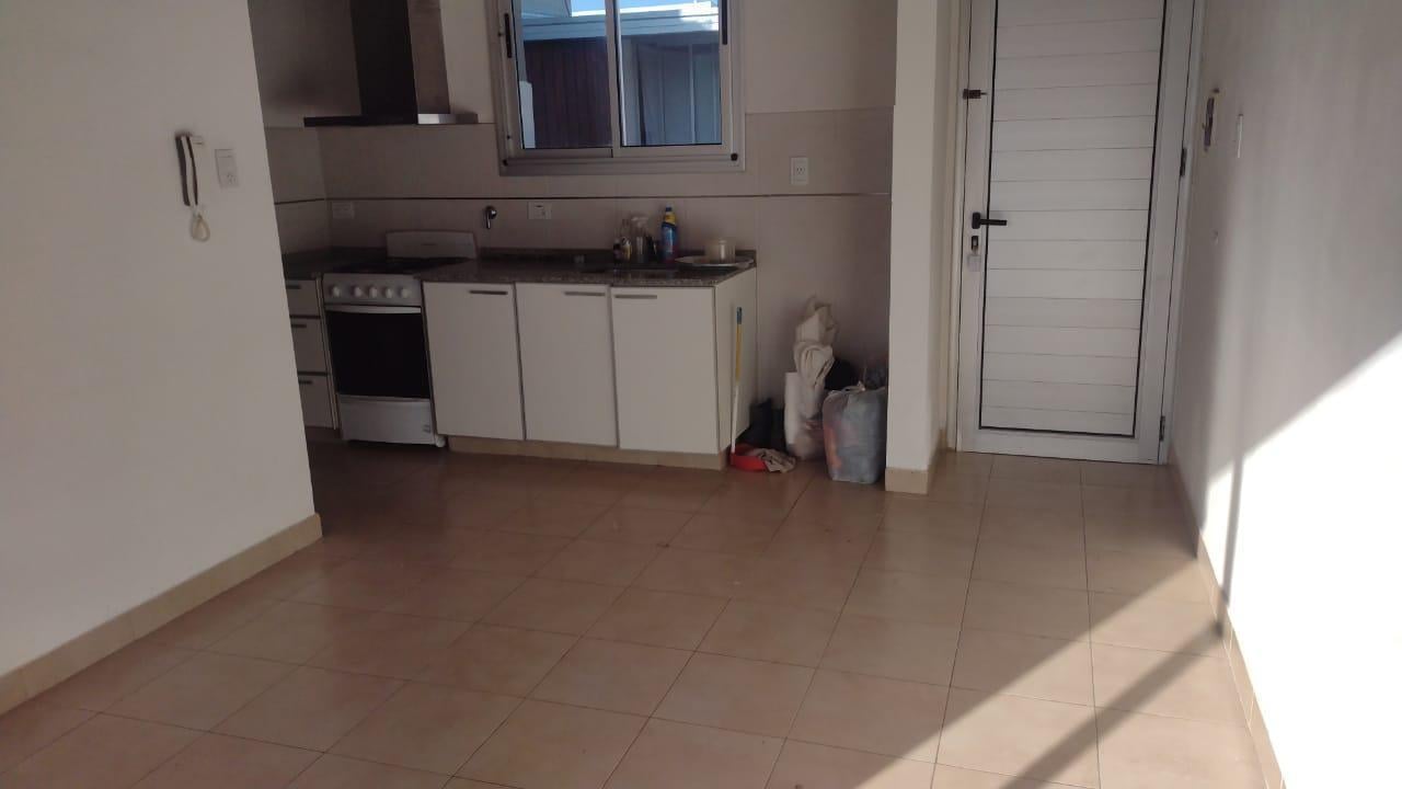 Foto de Royo Inmobiliaria alquila depto 1 dormitorio en Candioti Sur, imagen 1
