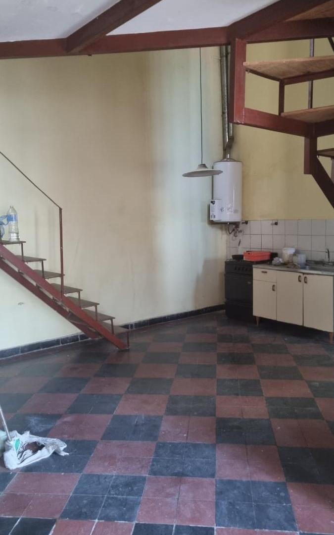 Foto de Venta!Departamento tipo duplex de 2 dormitorios, imagen 3