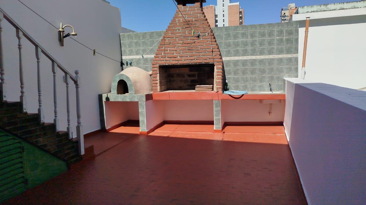 Foto de Royo Inmobiliaria alquila casa céntrica en planta alta con dos, imagen 2