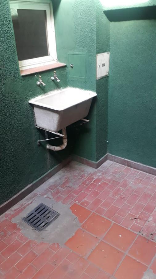 Foto de Royo Inmobiliaria departamento chico de un dormitorio y patio a tres, imagen 5