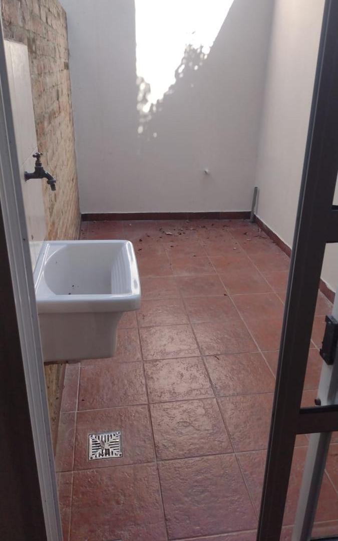 Foto de Royo Inmobiliaria alquila depto un dormitorio zona Cullen, imagen 1