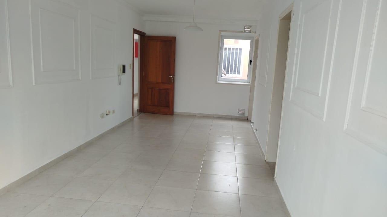 Foto de Royo Inmobiliaria alquila dpto ideal Hospital Cullen, imagen 5