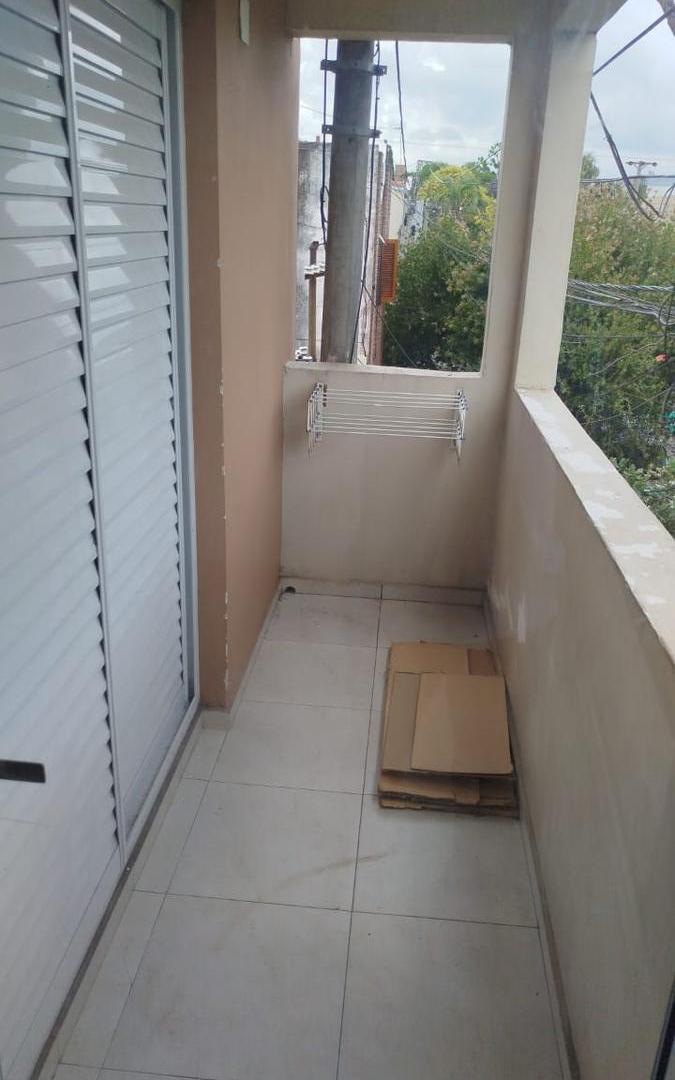Foto de Royo Inmobiliaria alquila dpto ideal Hospital Cullen, imagen 4