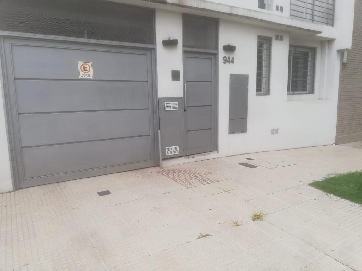 Foto de Monoambiente al frente a 250 m de Bv - La Capital, imagen 4