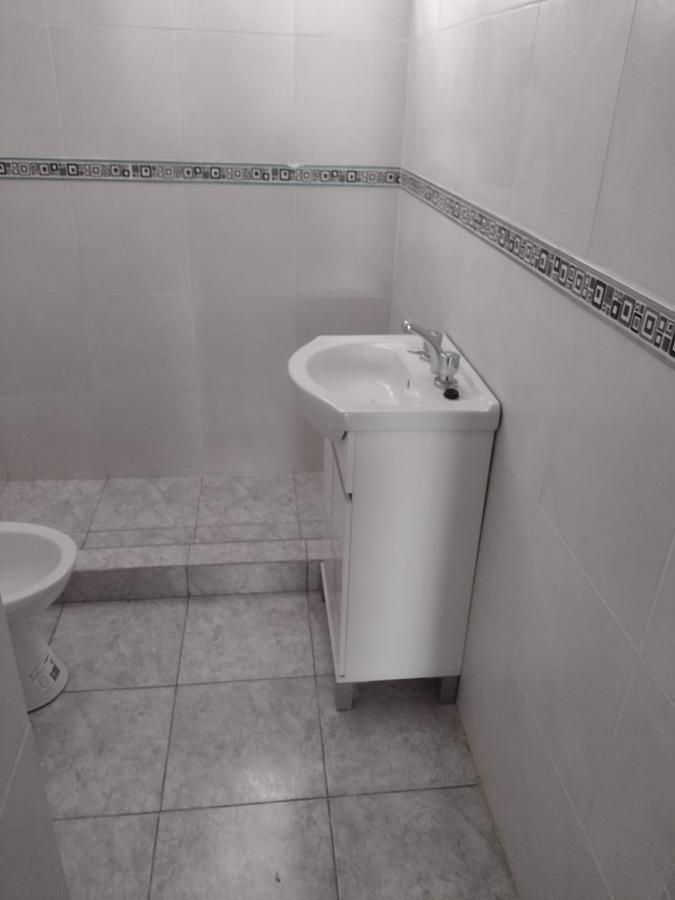 Foto de Royo Inmobiliaria alquila departamento céntrico ideal estudiantes Cs, imagen 5