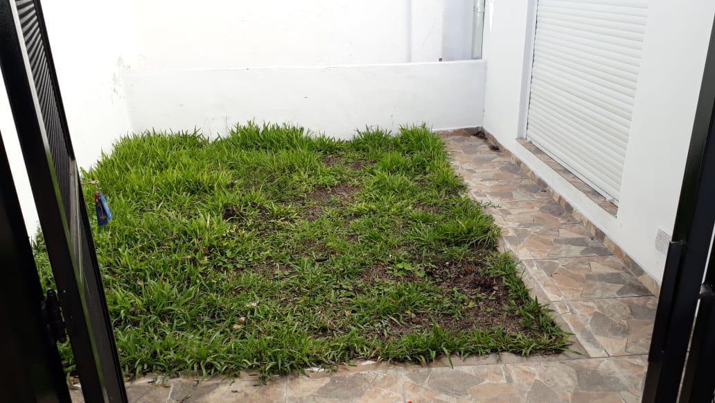 Foto de Royo Inmobiliaria alquila nuevo monoambiente de pasillo en planta baja, imagen 3