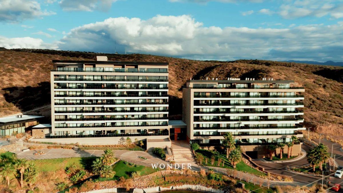 Foto de PENTHOUSE DE 500 M² | 3 DORMITORIOS EN SUITE - PALMARES VALLEY CHACRAS, imagen 2