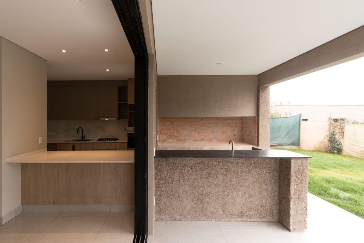 Foto de CASA A ESTRENAR EN VENTA - BARRIO LAR DE BOEDO, imagen 5